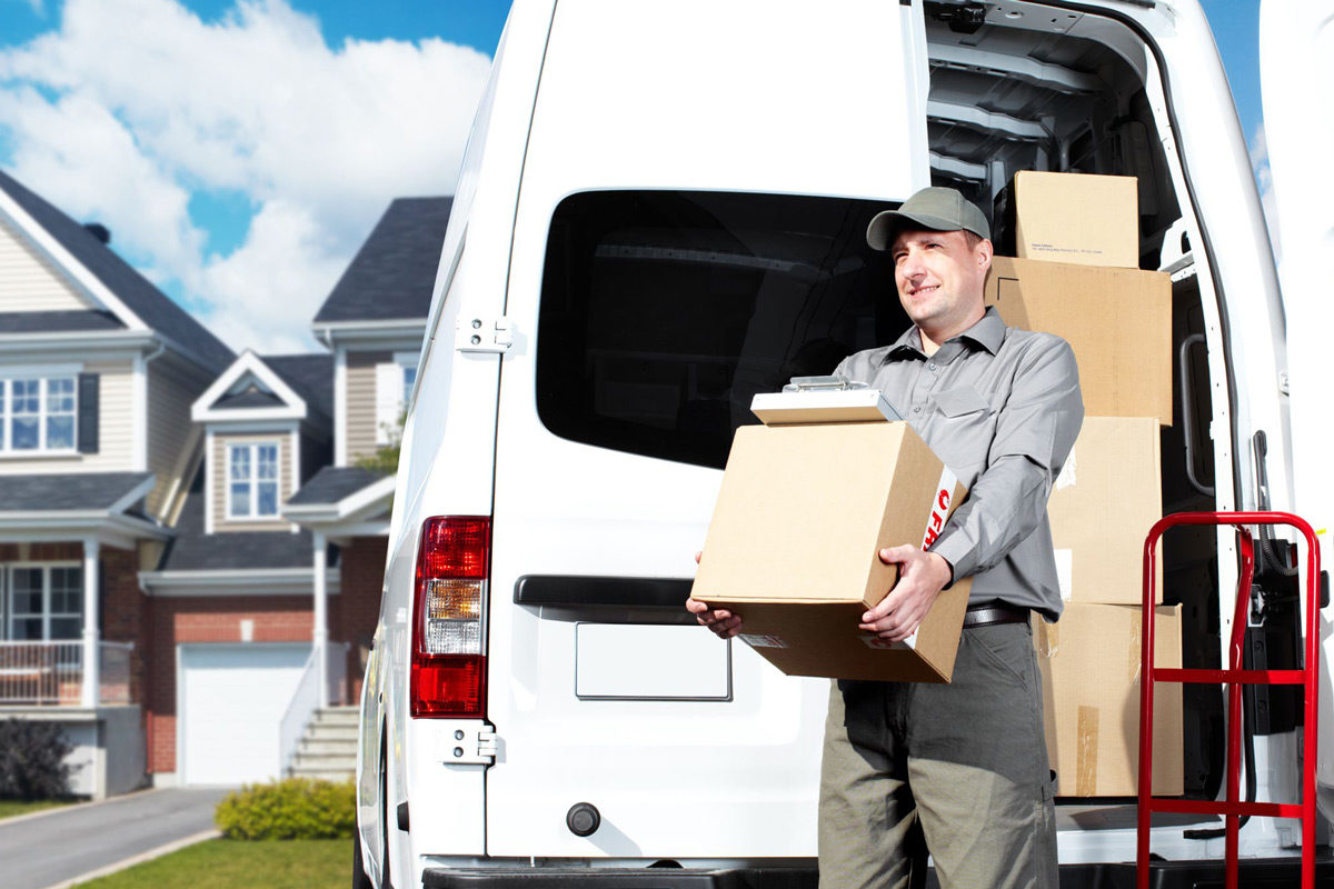 kleinbus Mamek Umzug und Reinigung